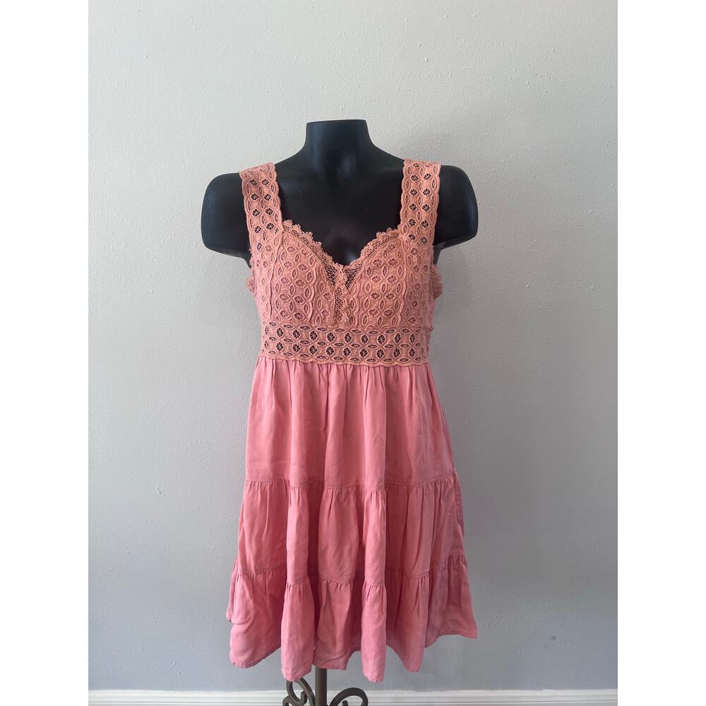 Entro Babydoll Dress Sz S Sleeveless Eyelet Lace Backless Tier Vacation Coquette